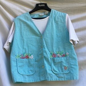 Koret Francisca blue and white Vintage embroidered one piece top, size large
